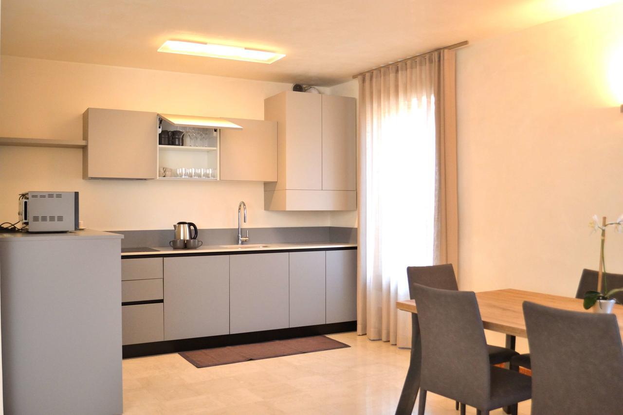 Portico Oscuro Deluxe Apartment - centro città Treviso Exterior foto